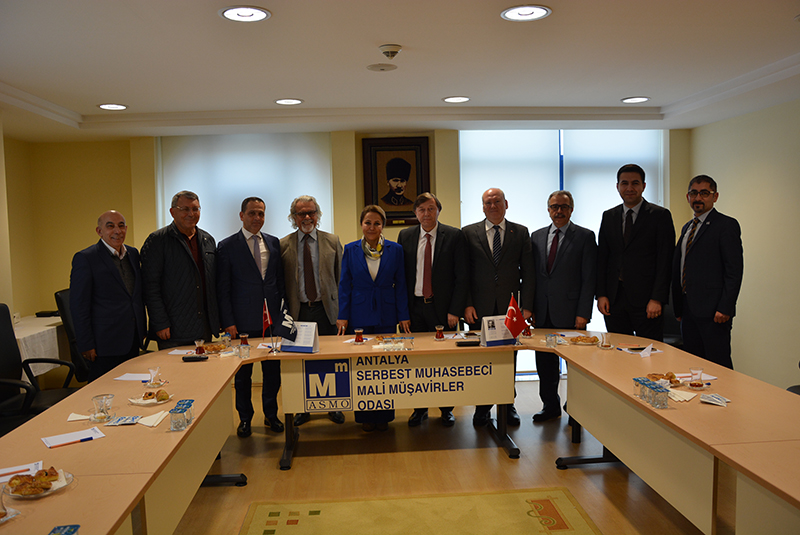 AKP Muratpaşa Belediye Başkan Adayı Gökçen ÖZDOĞAN ENÇ Odamızı Ziyaret Etti